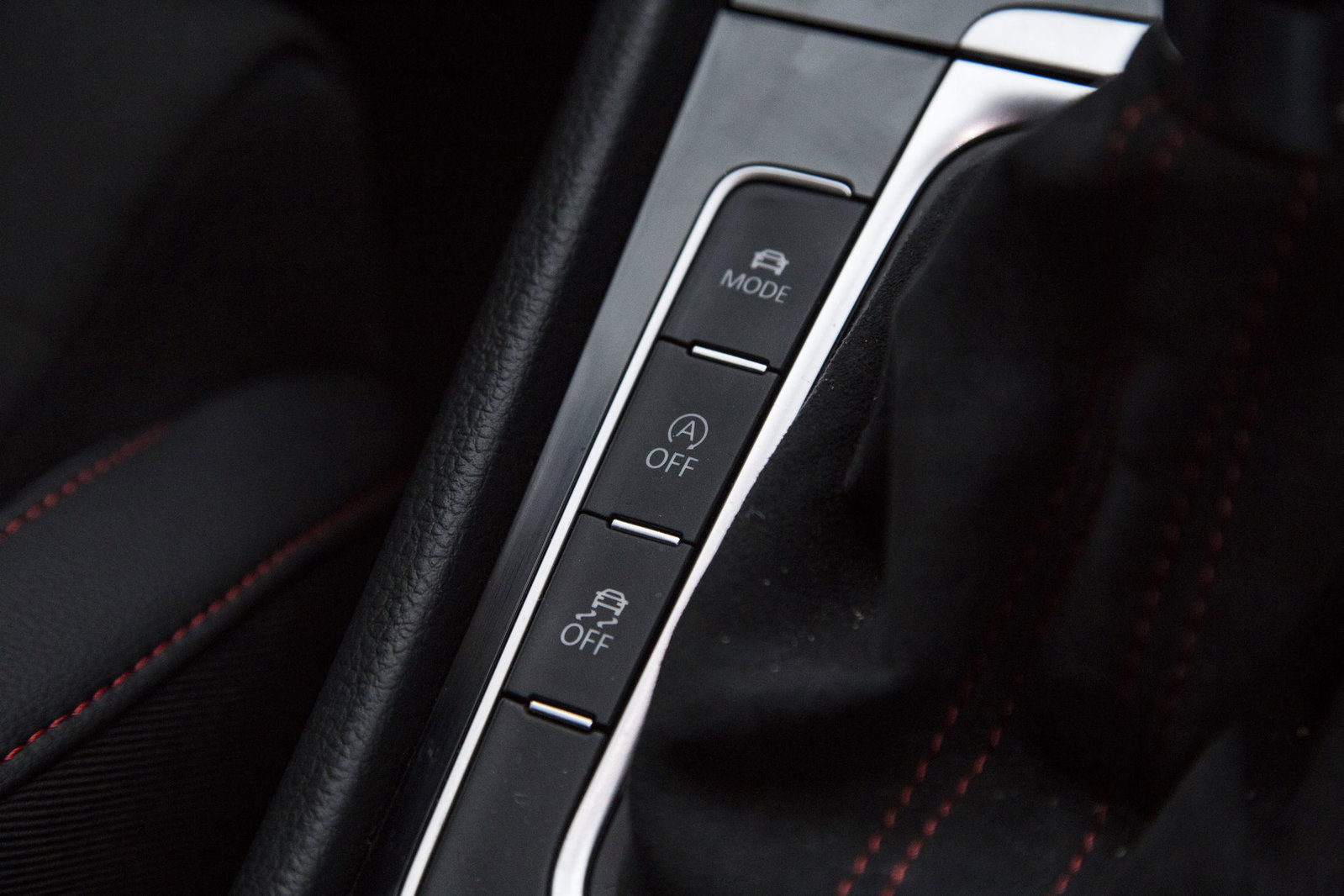 6 Things I've Learned After Driving A VW Golf GTI Clubsport For Two Months