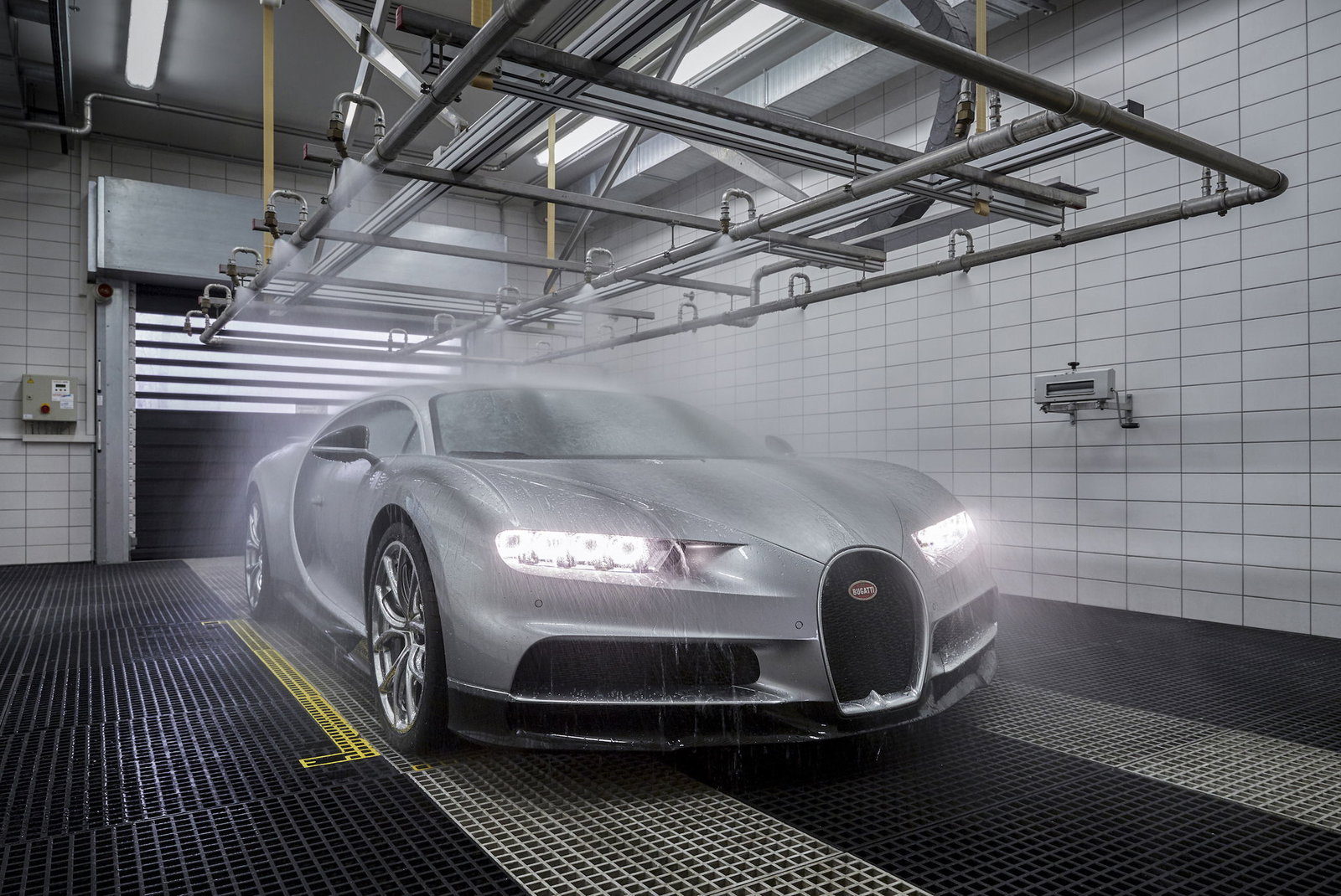 8 Fascinating Facts About The Bugatti Chiron's Production