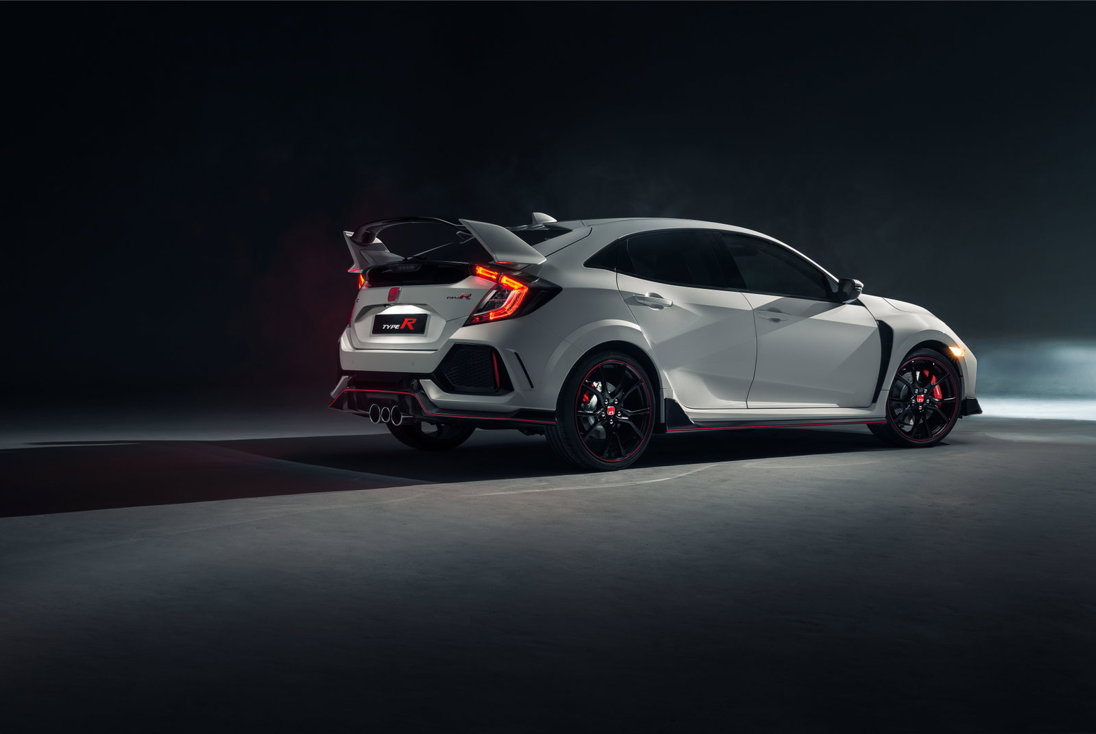 This Angry 316bhp Hot Hatch Is The New Honda Civic Type R