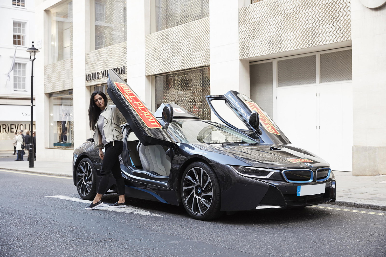 A London Driving School Is Offering Lessons In A BMW i8
