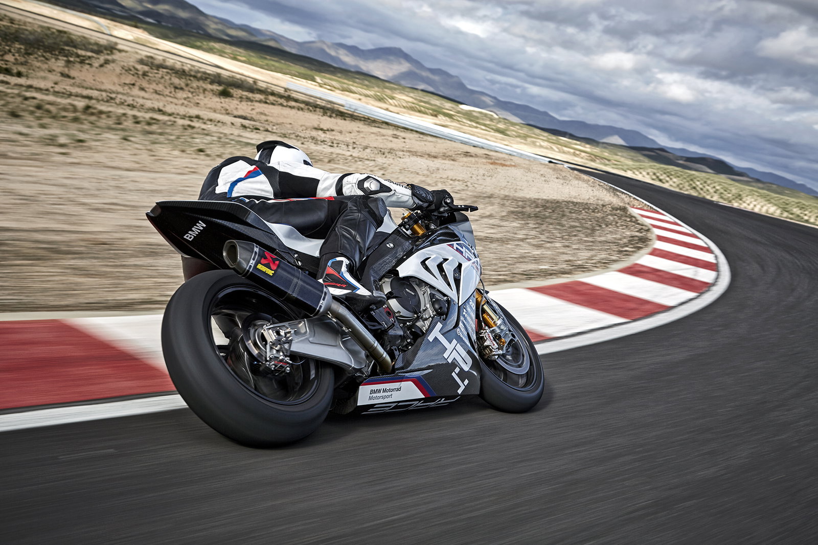 BMW Has Revealed A Race-Spec Superbike With A Staggering Power-To-Weight Ratio