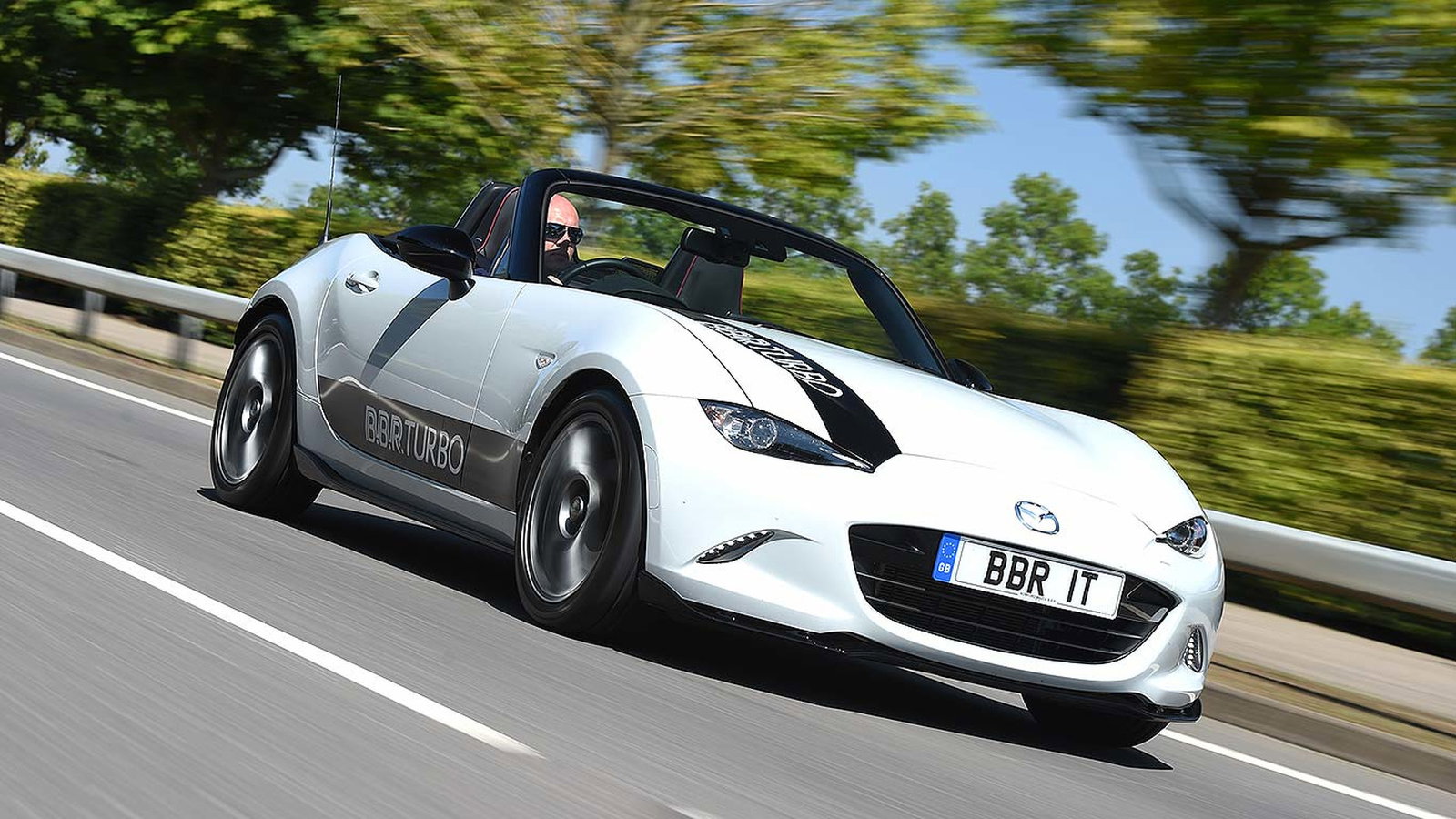 8 Spectacular Car Keychains You Need In Your Life