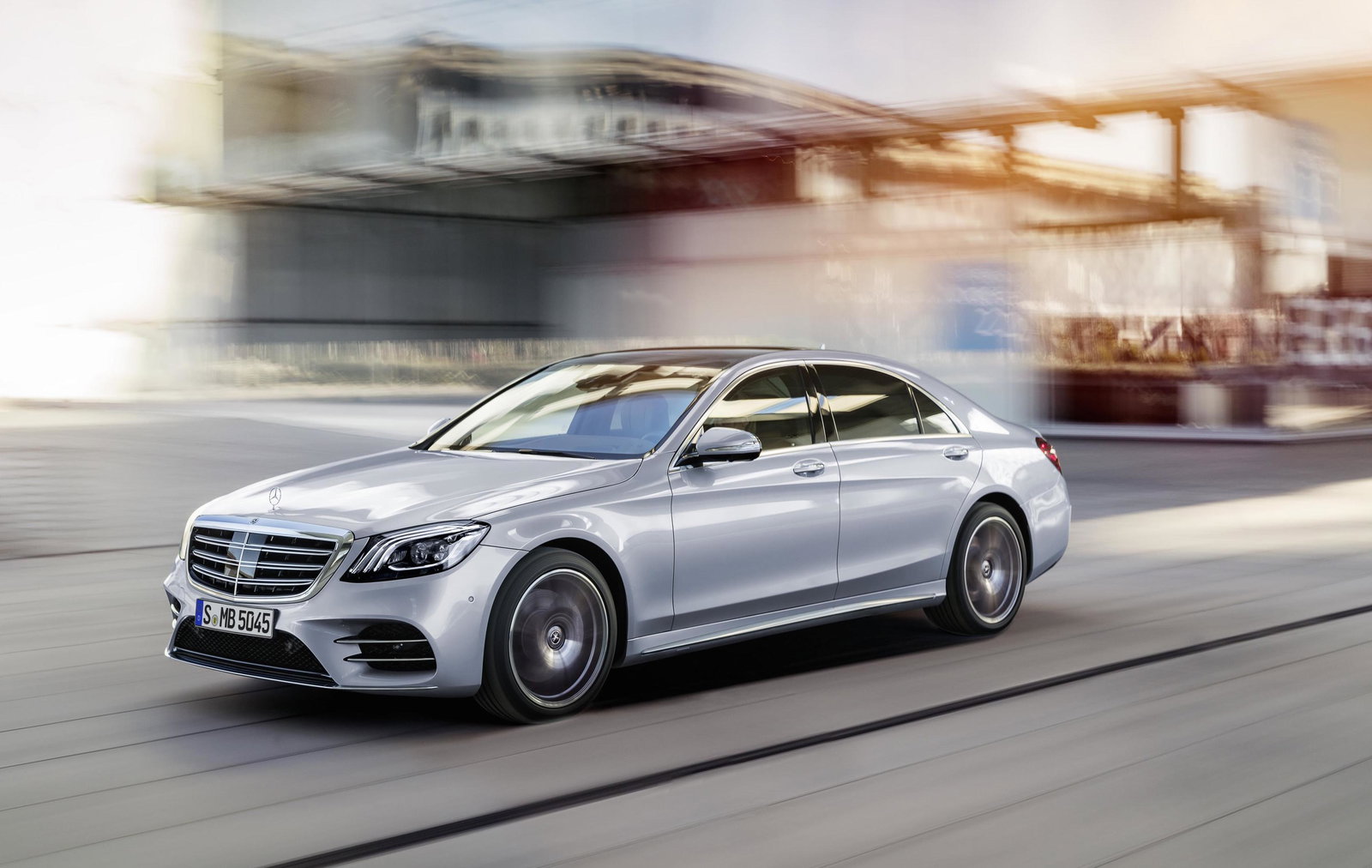 The Updated S-Class Comes With Mercedes' Fancy New Straight-Sixes
