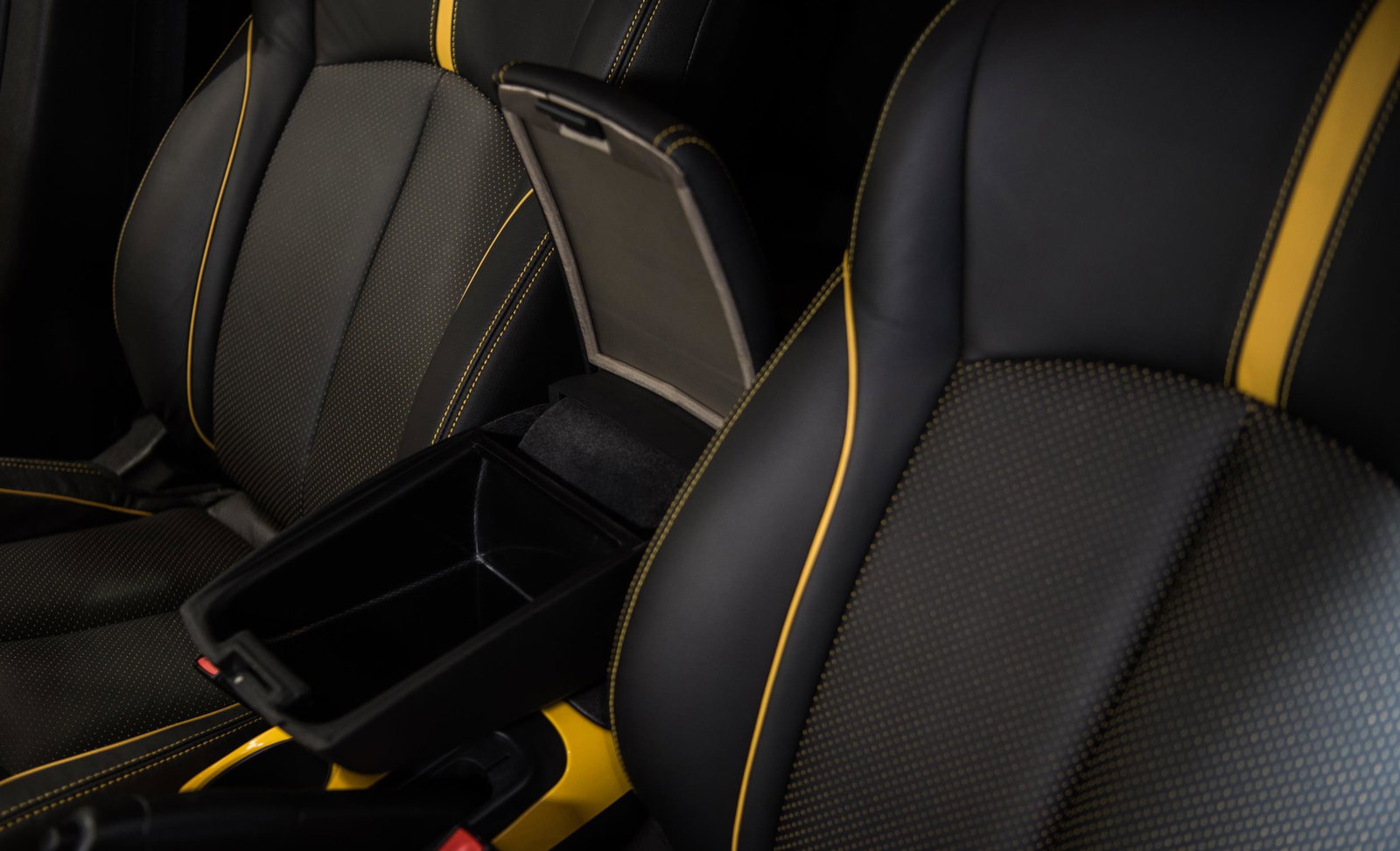 Lister Has Unveiled Its First Road-Legal Knobbly And The Want Is Strong