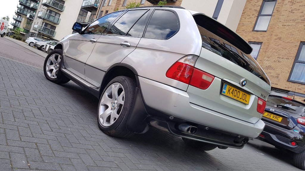 Is It Weird That I'm Lusting After An Early BMW X5?