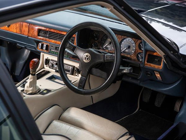 Crouching Tiger - Lister-Jaguar XJS Le Mans