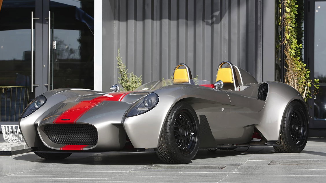 The Jannarelly Design-1 Is The New Retro Sports Car You Never Knew You Wanted