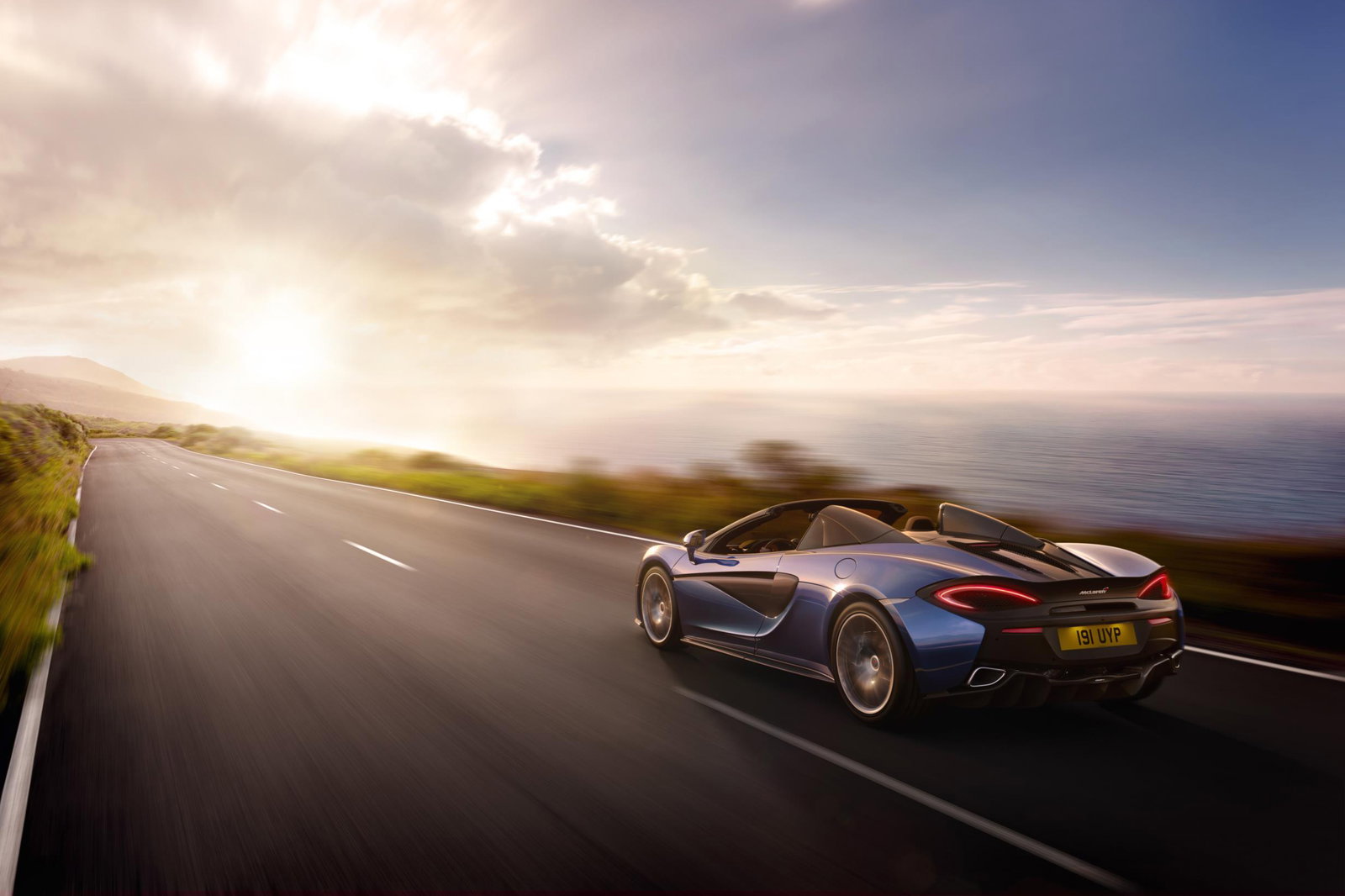 The Audi R8 V10 Plus Spyder Is 602bhp Of Noise And Sky