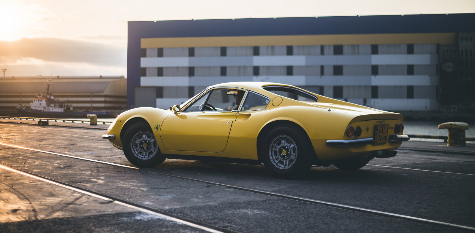 Ferrari Dino - how is it to be a son of a legend? review by #tejsted