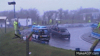 8 Hilarious #GIFs of Limousine Drivers Taking It To The MAX