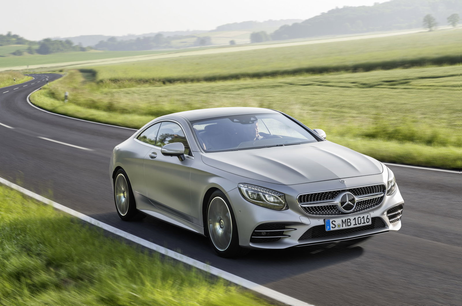 Say Hello To The New 4.0 V8-Powered Mercedes-AMG S63 Coupe And Cabriolet