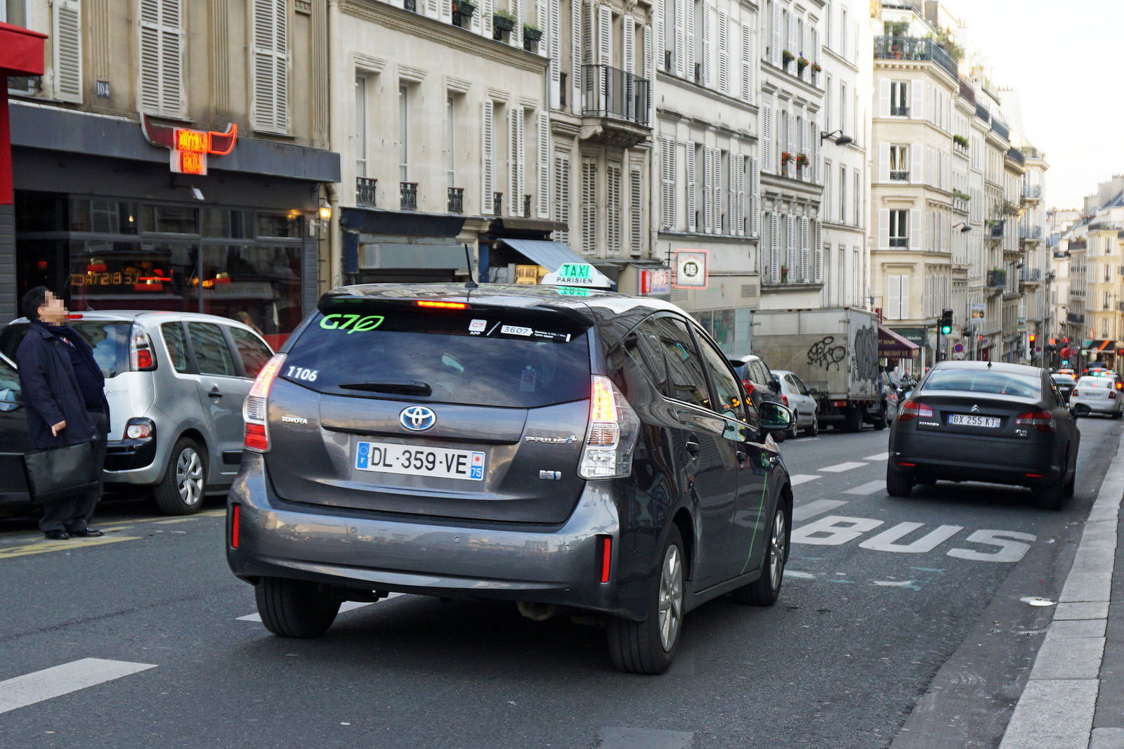 Paris Has Banned All Combustion-Engined Cars From 2030