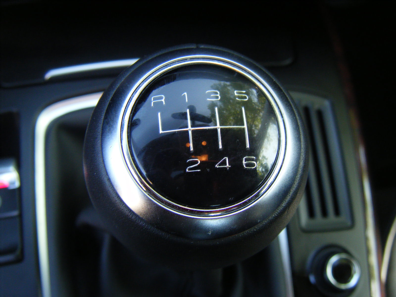 Source: https://www.flickr.com/photos/unofficialaudiblog/4495821461/