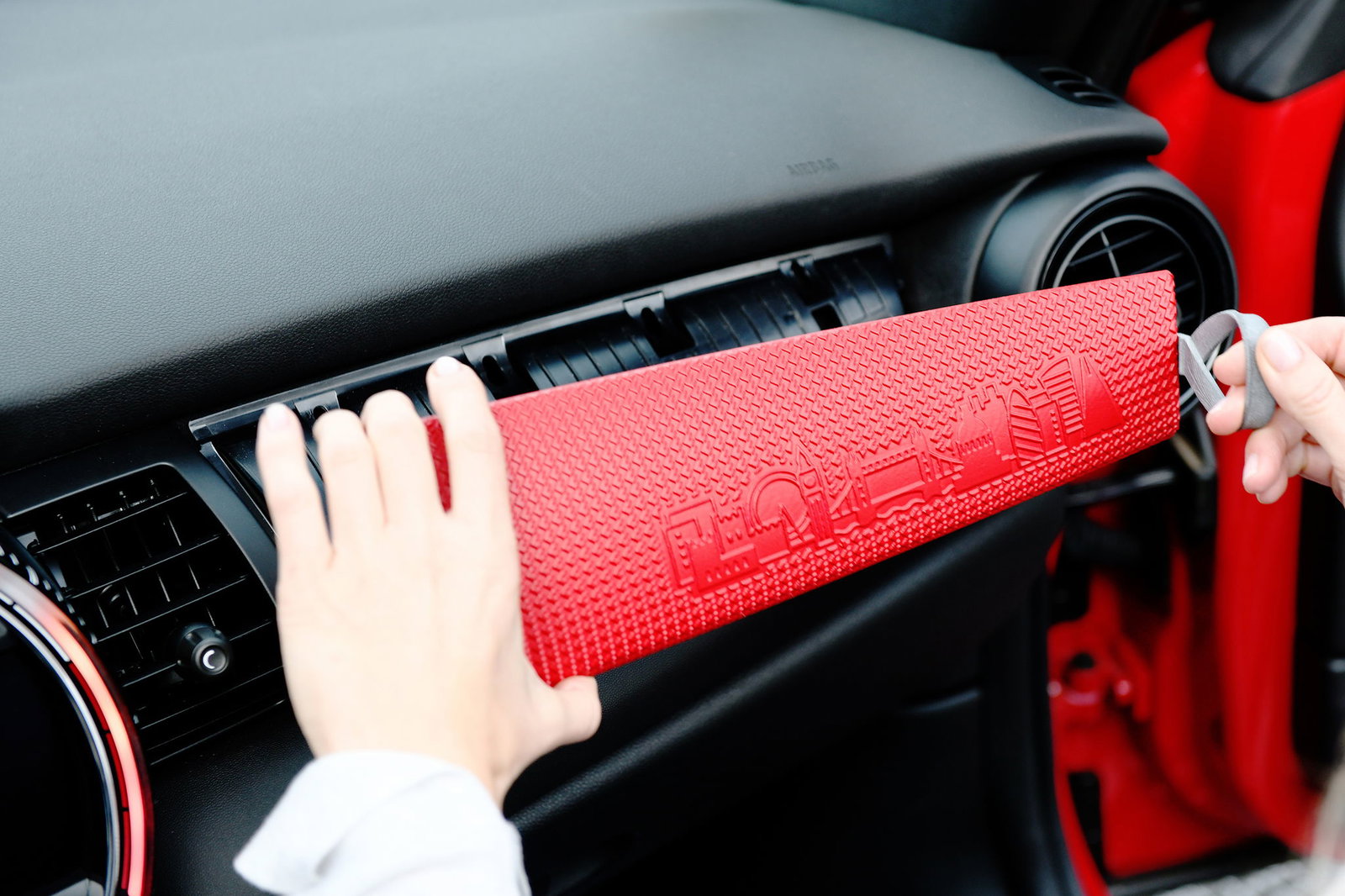 Mini Will Soon Sell You 3D-Printed, Personalised Trim Upgrades