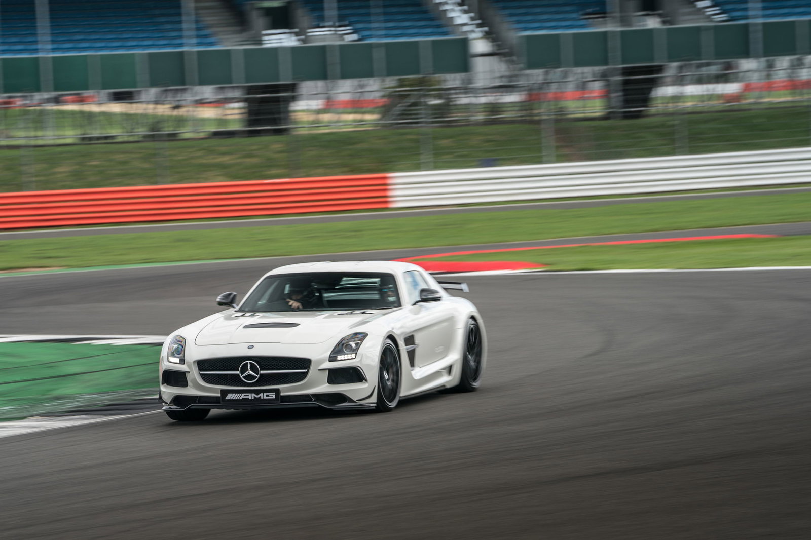 Our 8 Favourite Cars In 2017