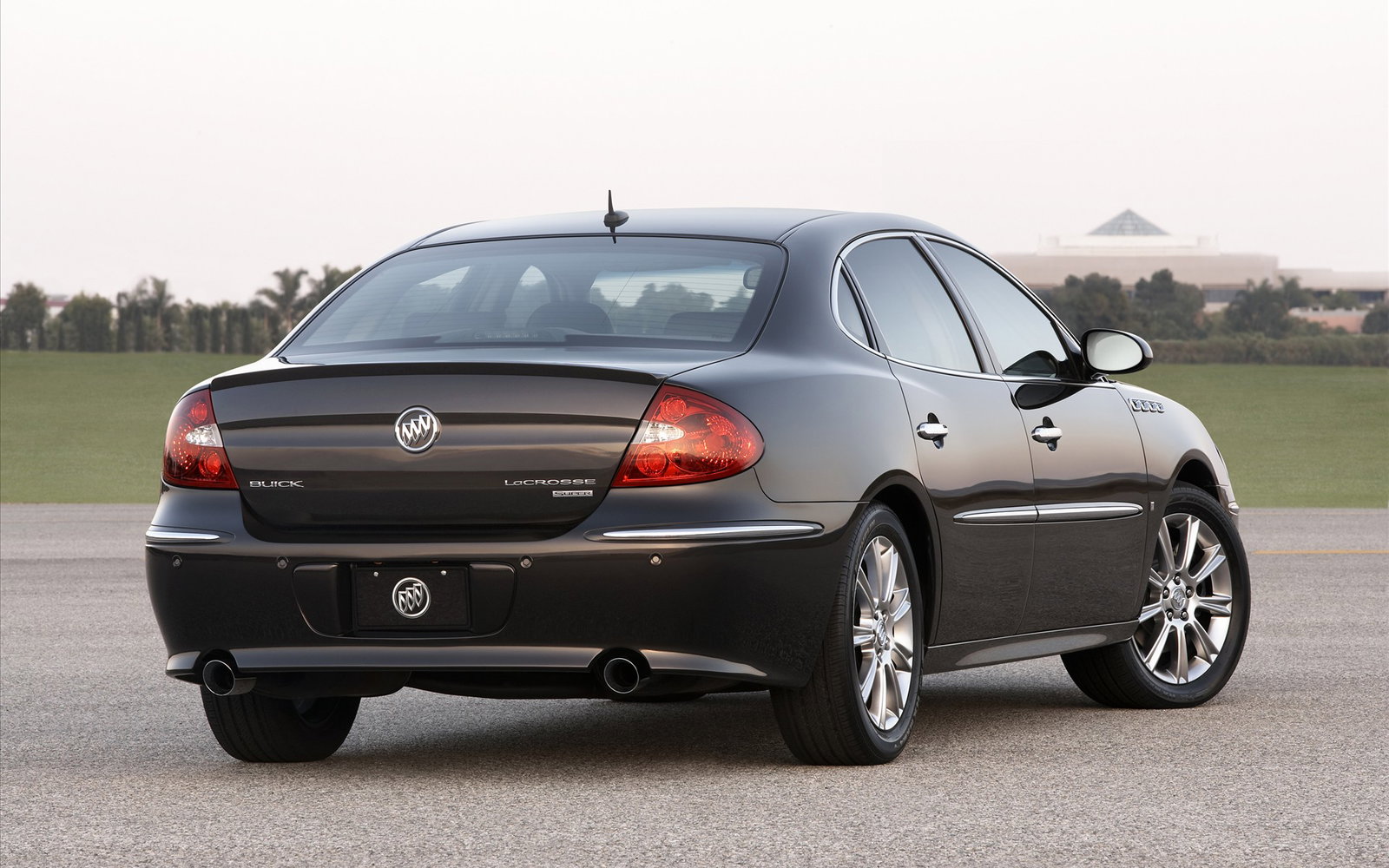 8 Cars With Front-Mounted Transverse V8 Engines
