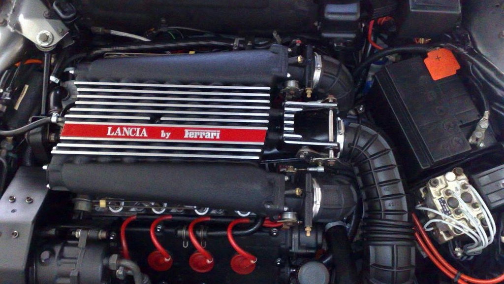Transvers Mounted Engine 8 Cars With Front-Mounted Transverse V8 Engines | CarThrottle