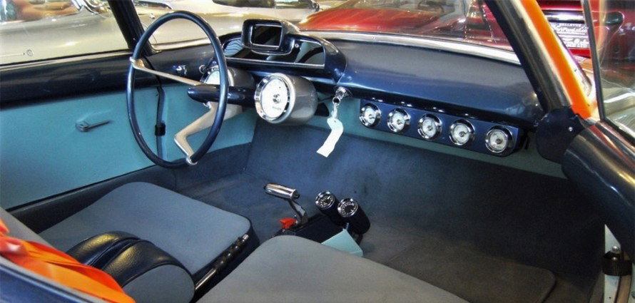 Episode 4: The Ghia Gilda, A Jet-Powered Concept Car From 1955 That Still Looks Futuristic Today