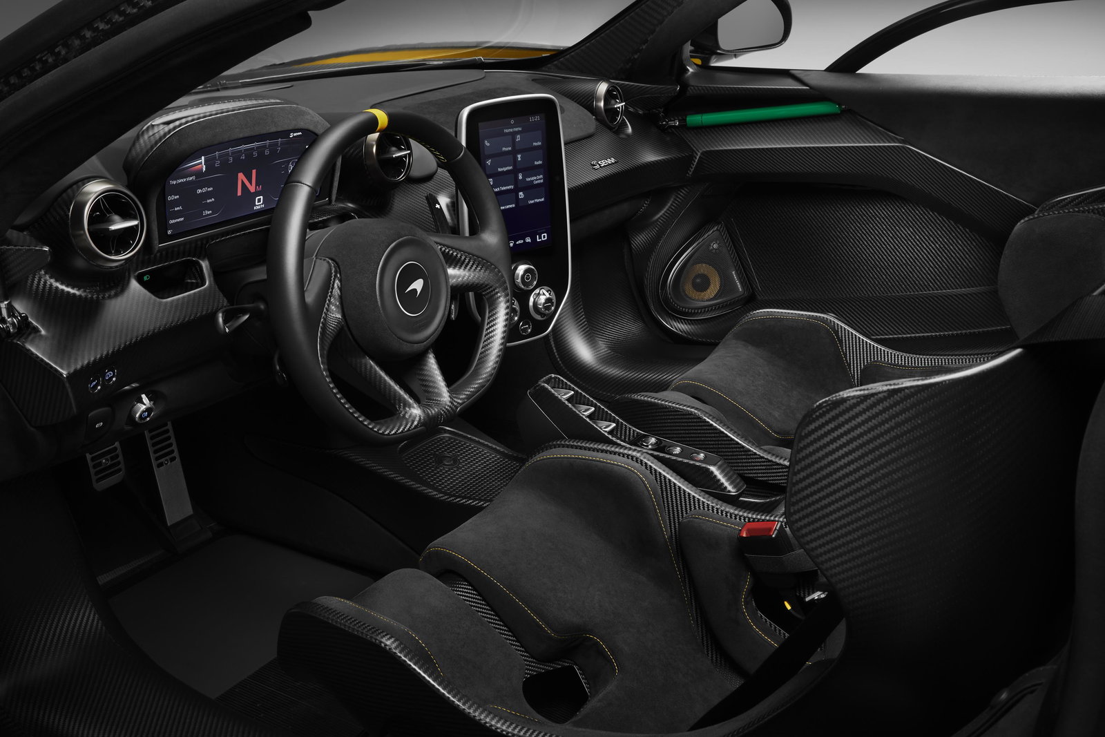 Gorge Yourself On This Stunning Carbon-Clothed McLaren Senna
