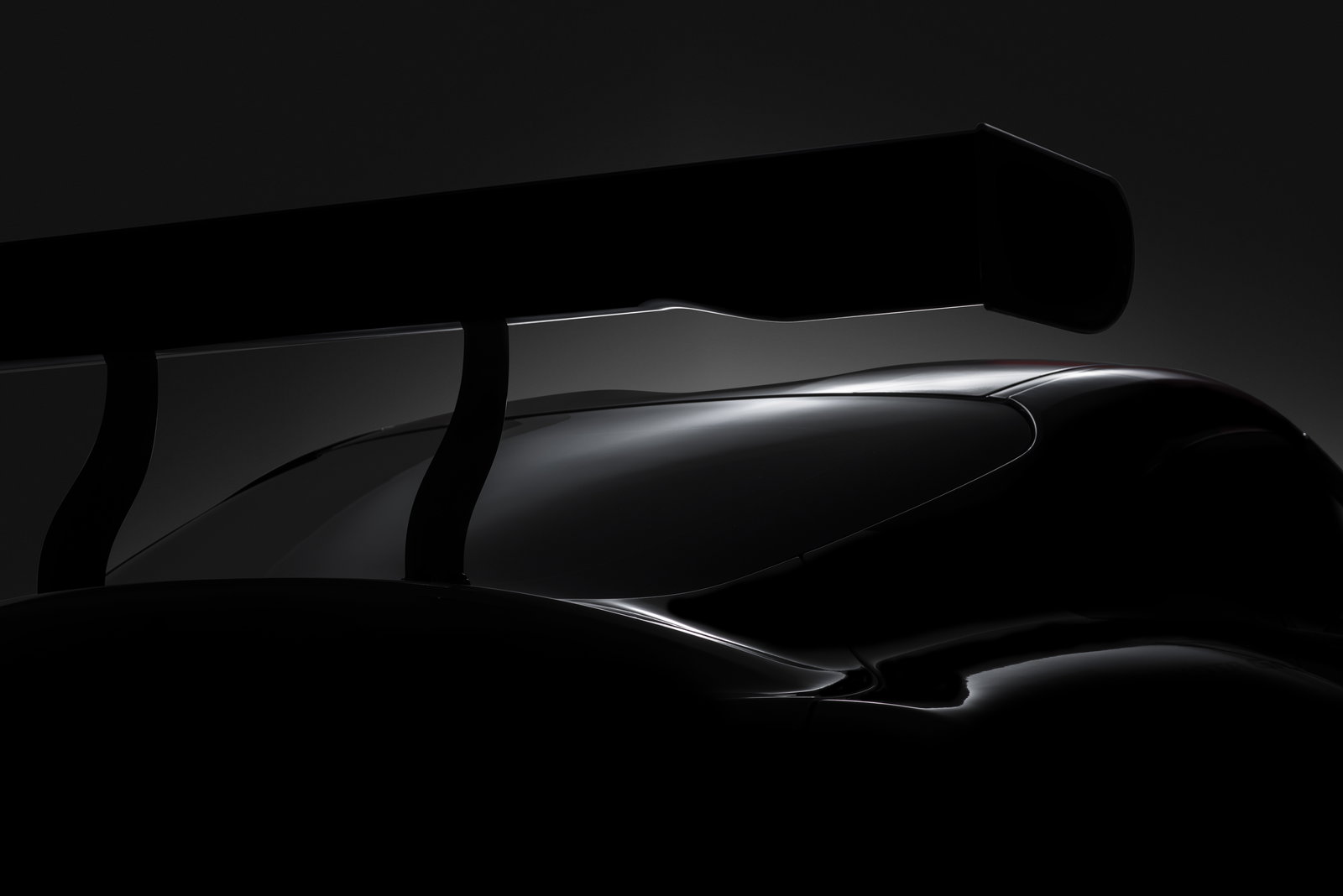 Mercedes And Ferrari's Brand New F1 Engines Sound Meaty