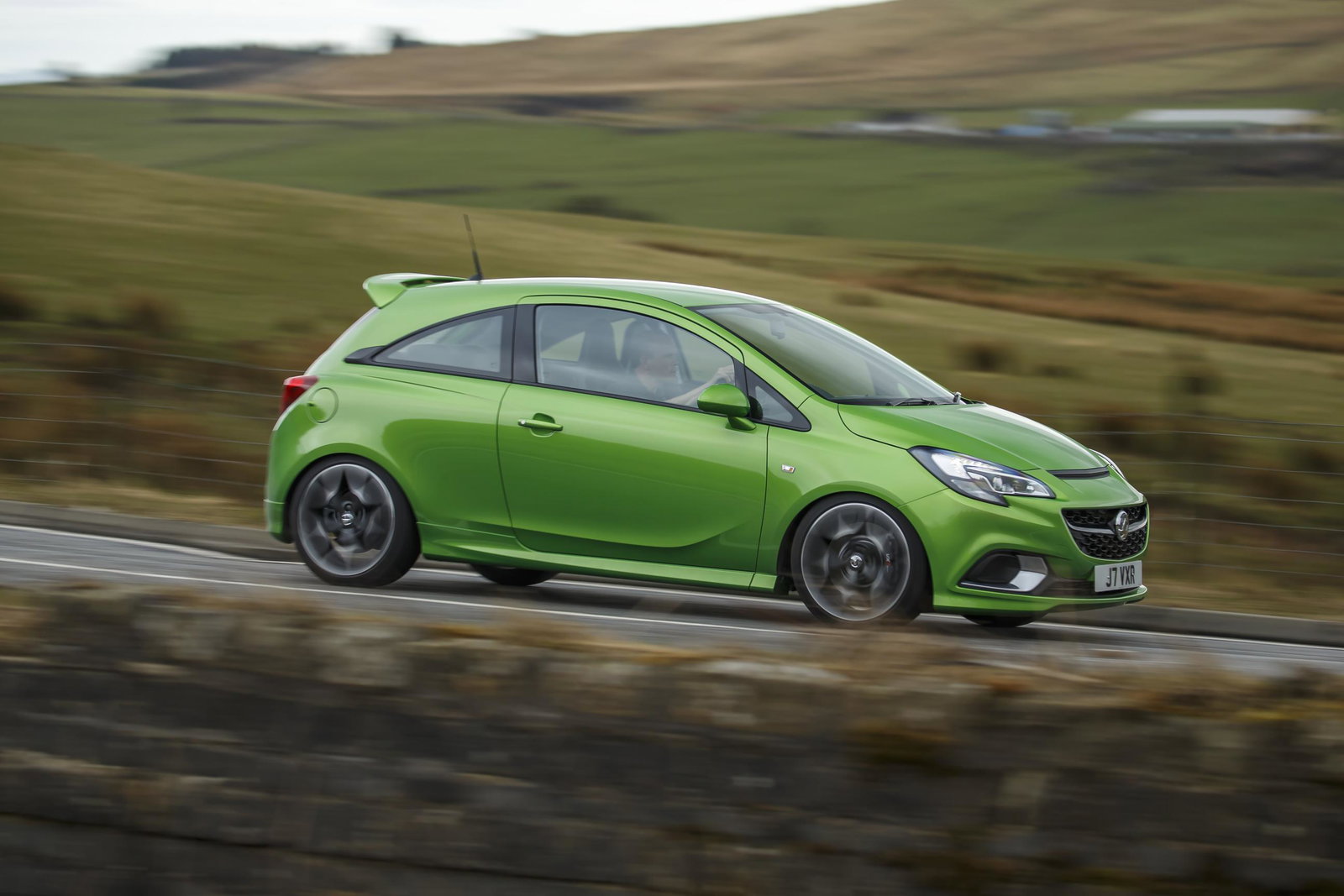 A Bargain Subaru Legacy Is The Cheap AWD All-Rounder You Need