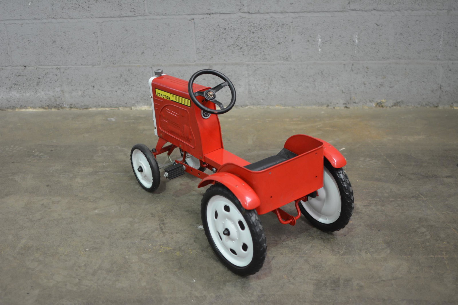Check Out These Awesome Old Pedal Cars Being Auctioned This Month