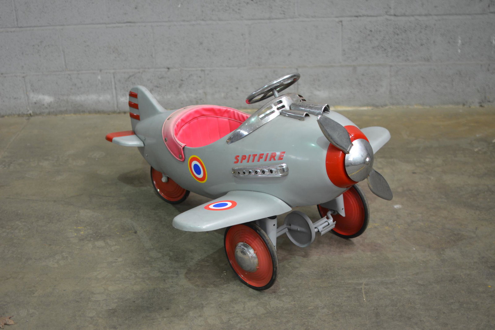 Check Out These Awesome Old Pedal Cars Being Auctioned This Month