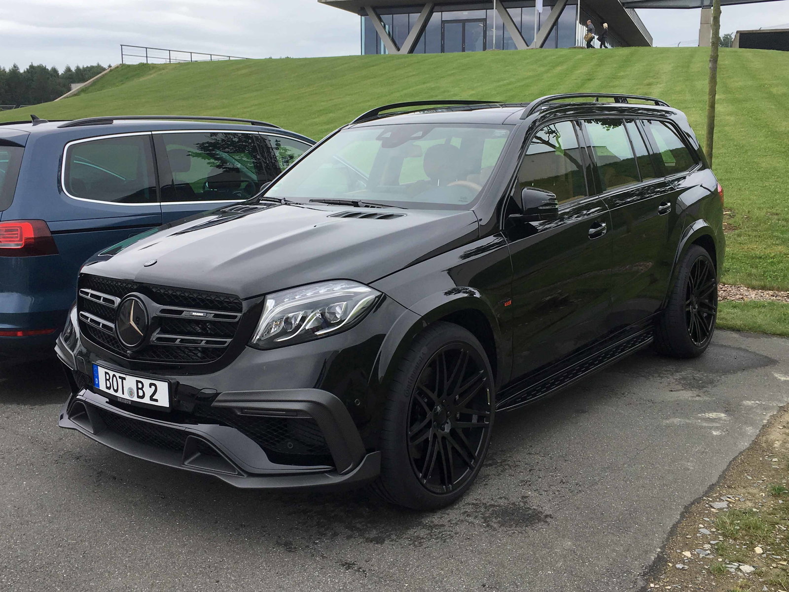 What, you'd expect Buschmann to turn up in a Smart? Photo: Dan Trent