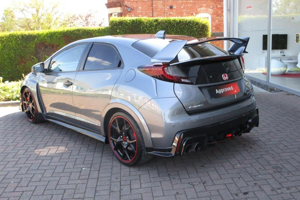 The First Sub-£20k FK2 Honda Civic Type Rs Have Arrived