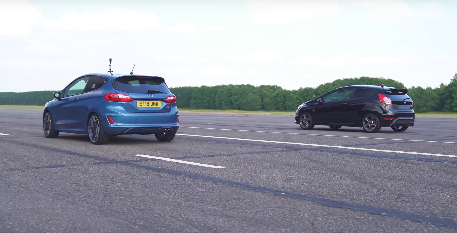 The New Ford Fiesta ST Hammers The Old One In A Drag Race