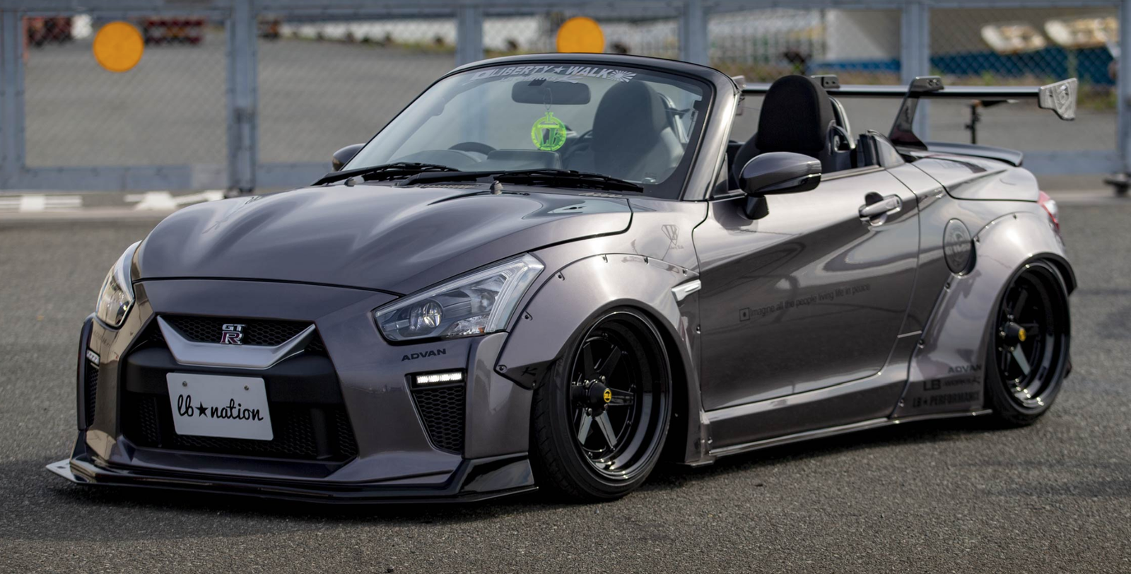 We Can't Unsee This E39 M5's Awkward E60 Bodywork Conversion