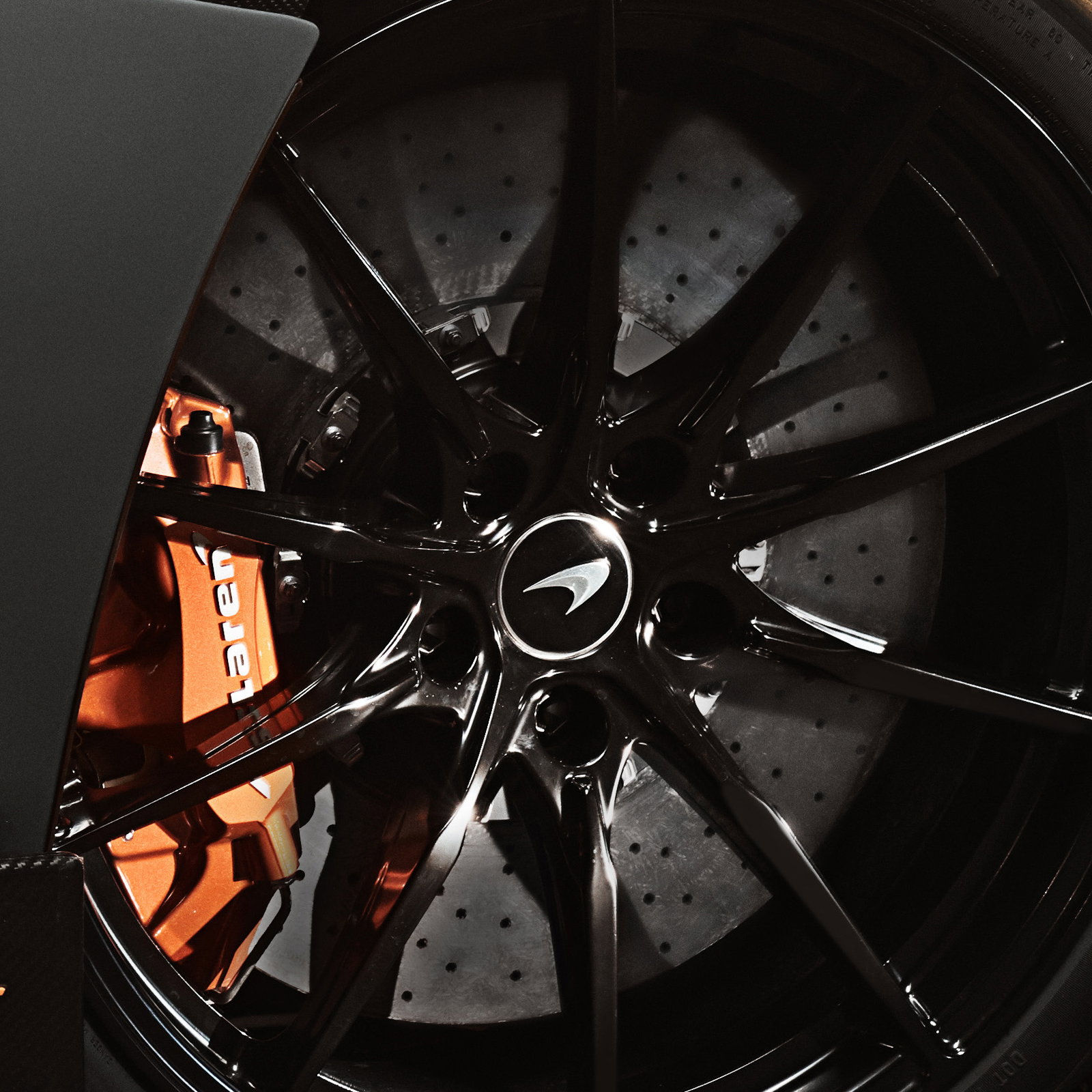 Surprisingly Realistic Bugatti Chiron Replica Was Built From Scratch