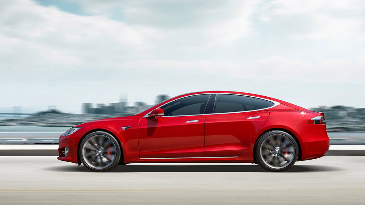 Tesla's Version 9 Update Includes Arcade Games And Dashcam Function