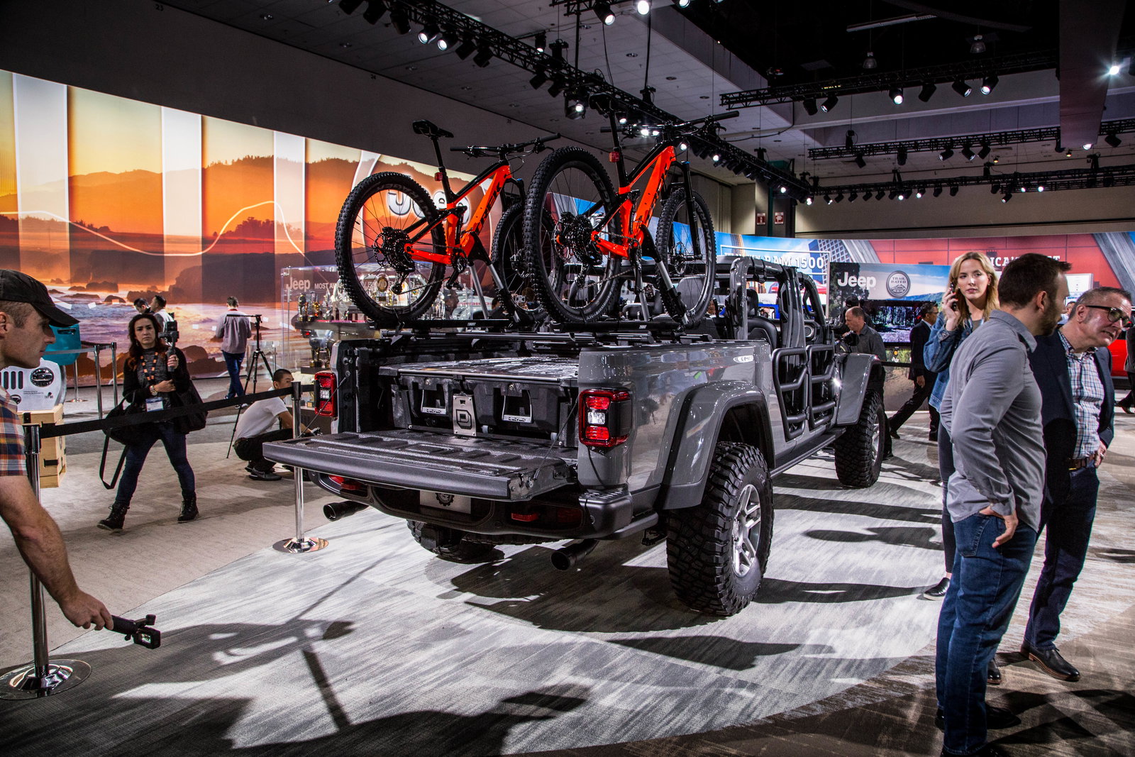 Behold The Jeep Gladiator, America’s Newest 14-Year-Old Pickup