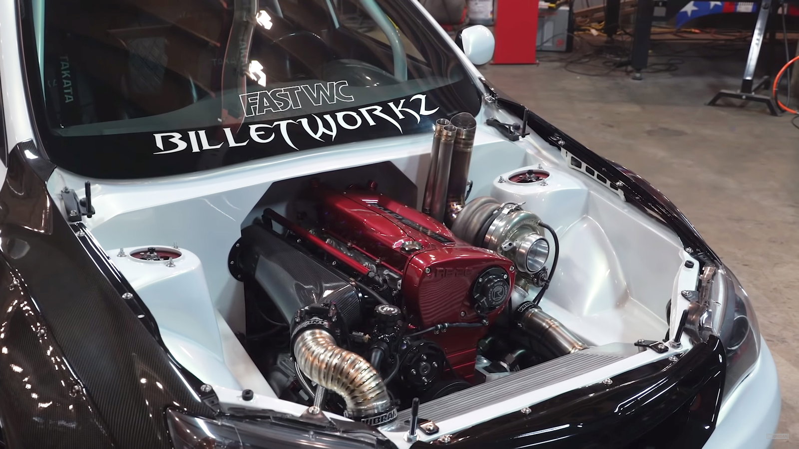 インプレッサ　GTR This 700bhp Subaru WRX Has A 9000rpm Skyline GT-R Drivetrain