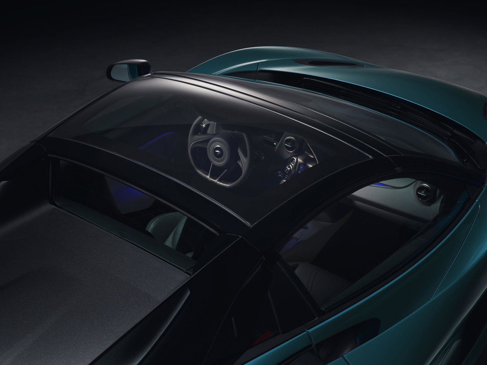 6 Things You Need To Know About The McLaren 720S Spider