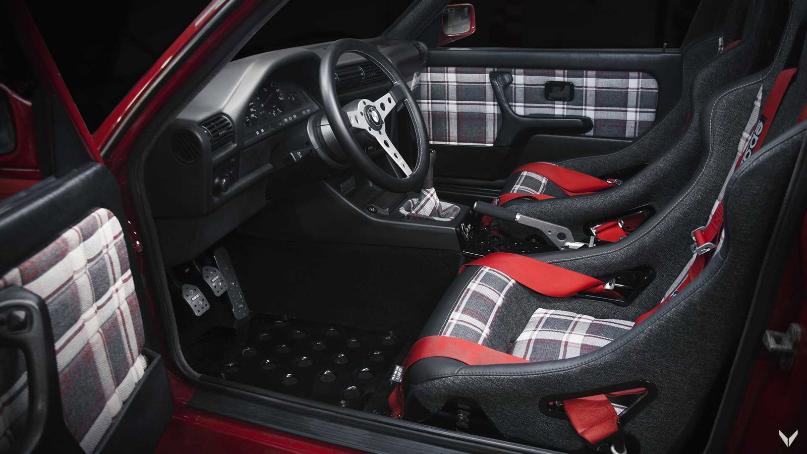 BMW E30 Perfection Is Here And The Internet Is Done For The Day