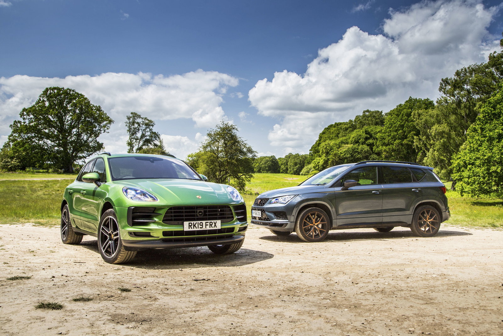 Abarth 595 Essesse Review: A Weirdly Alluring Ergonomic Disaster