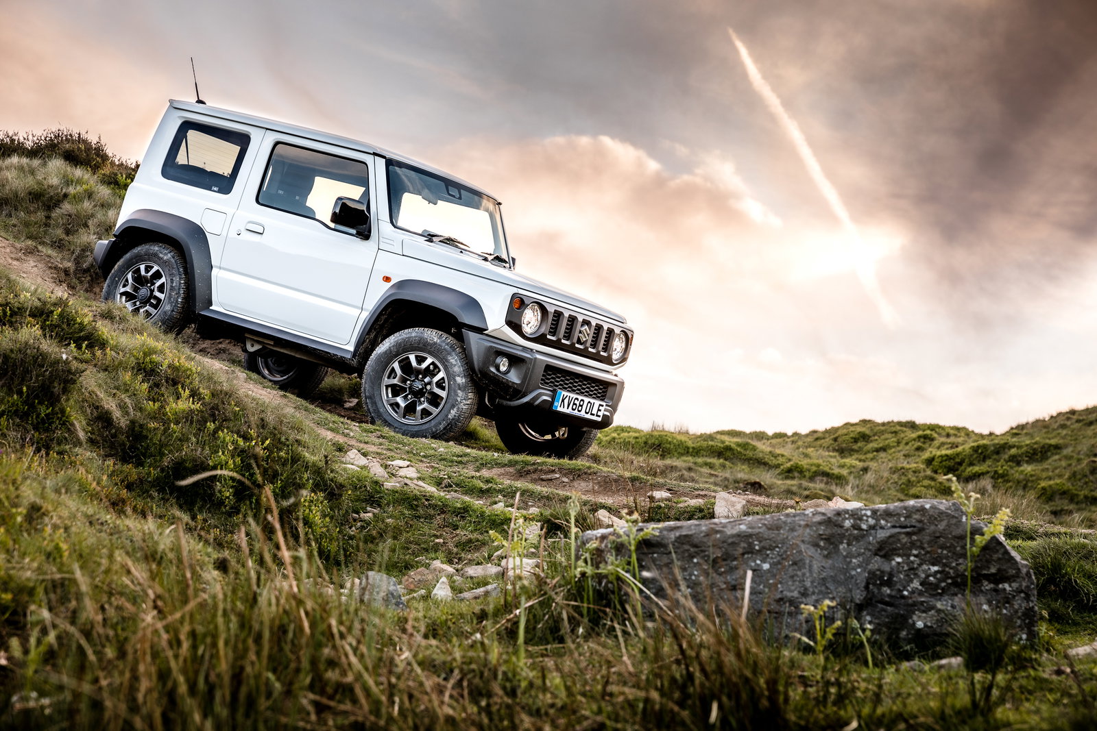 Dirty Weekender: Suzuki Jimny Meets Jeep Wrangler Rubicon