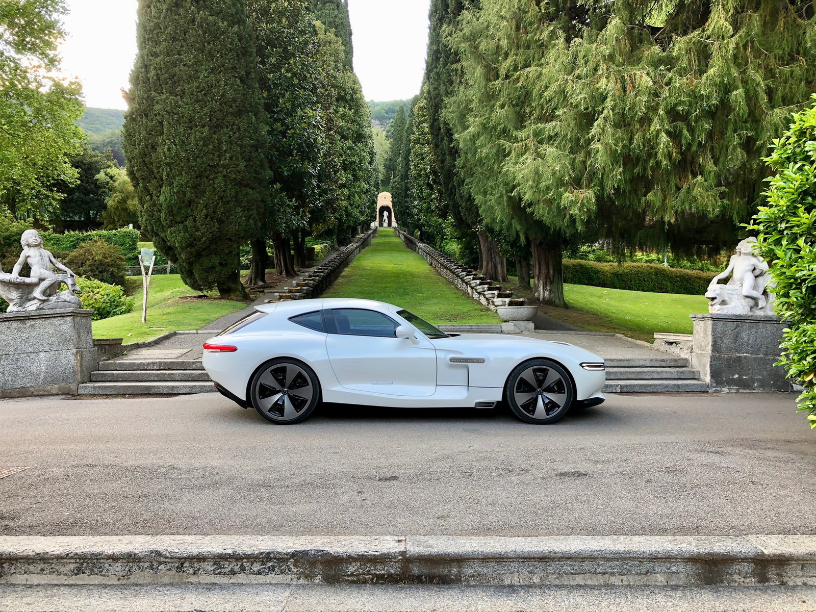This Electric Open-Top Renault Is The 4L That 2019 Needs Immediately