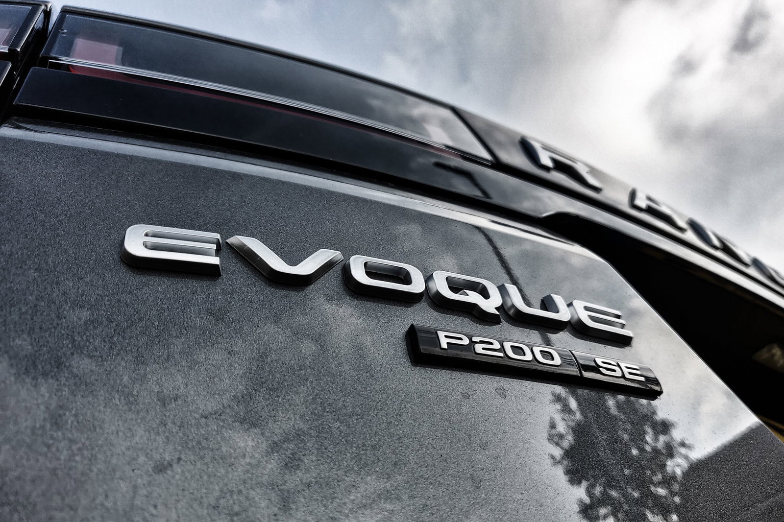 Range Rover Evoque Review: The Pop Diva Has Grown Up