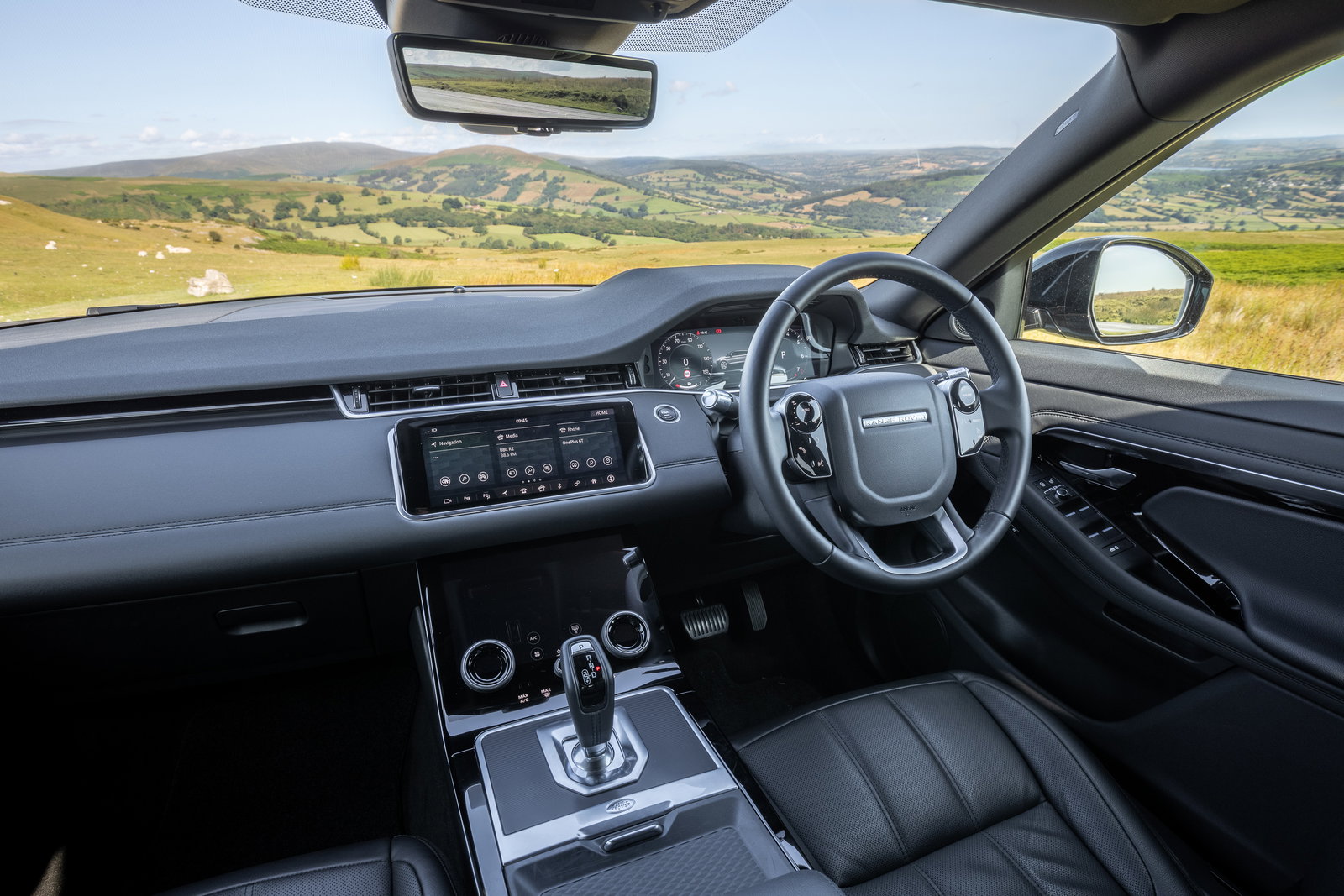 Range Rover Evoque Review: The Pop Diva Has Grown Up