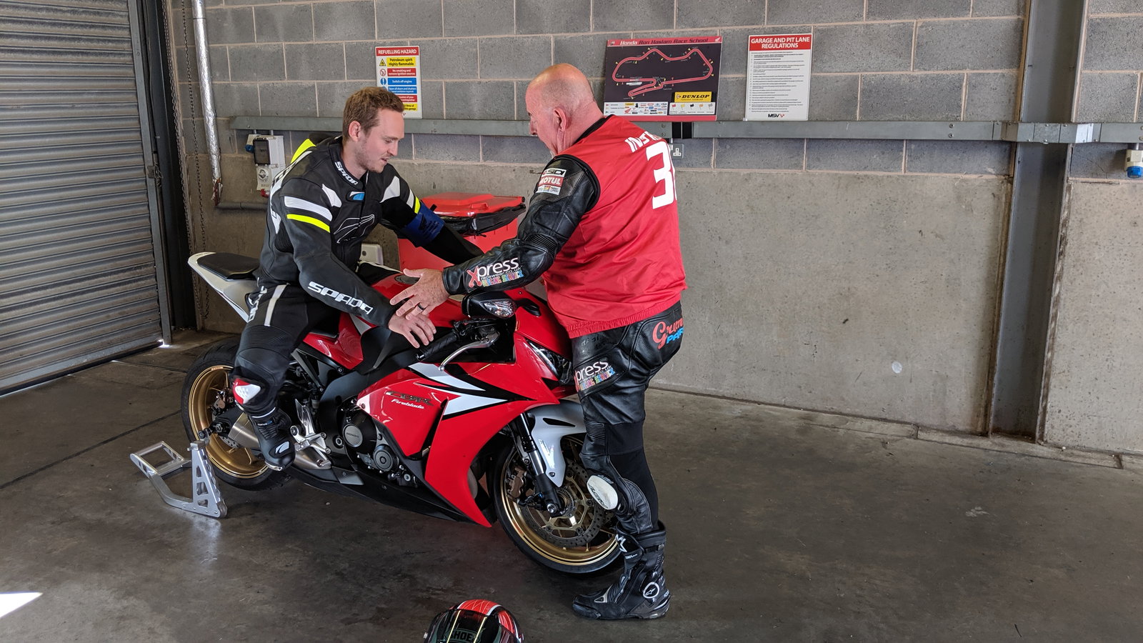 3 Things I Learnt Riding At 100mph On Track For The First Time