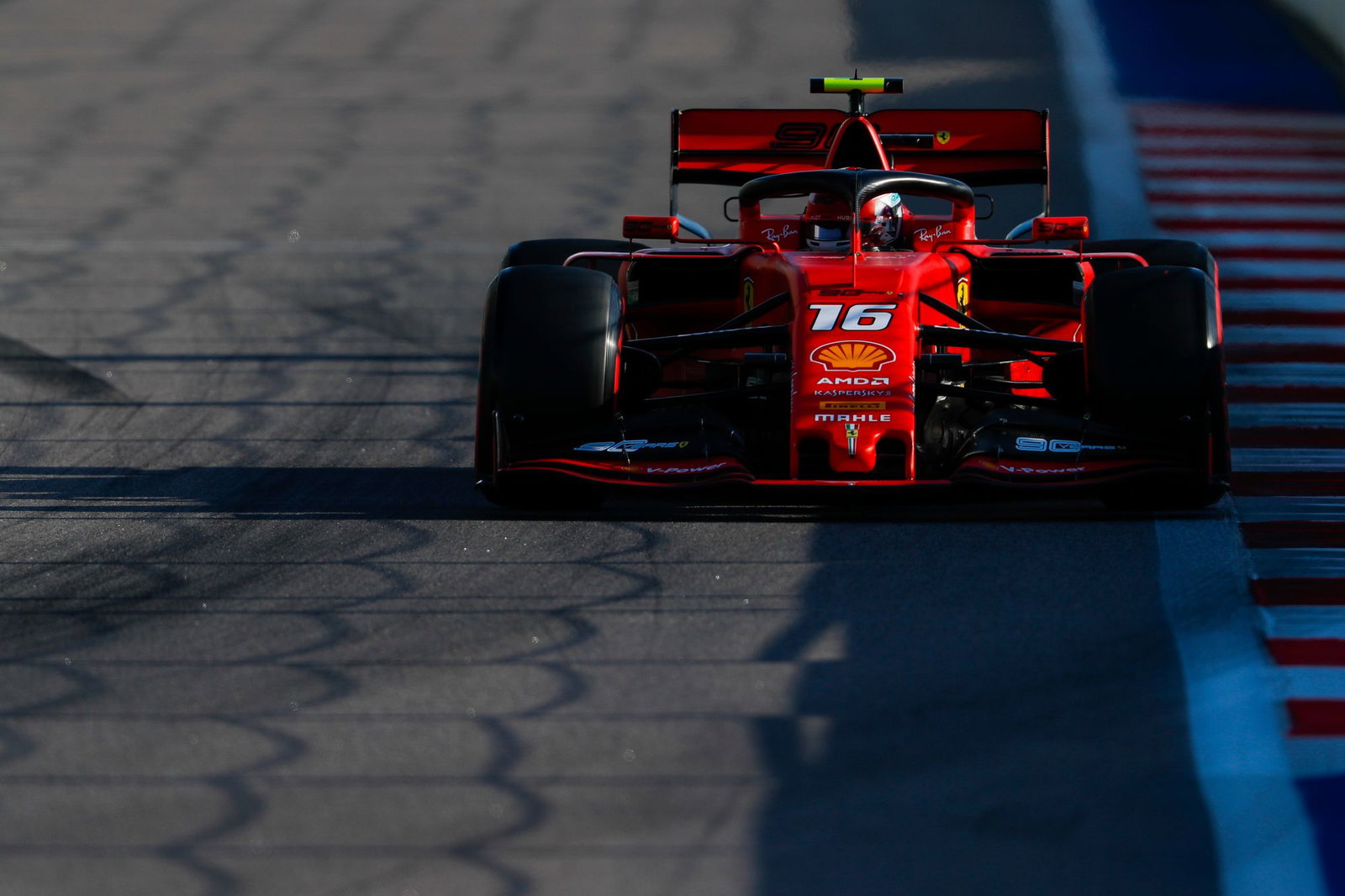 How The 2019 F1 Championship Battle Might Have Looked Without Mercedes