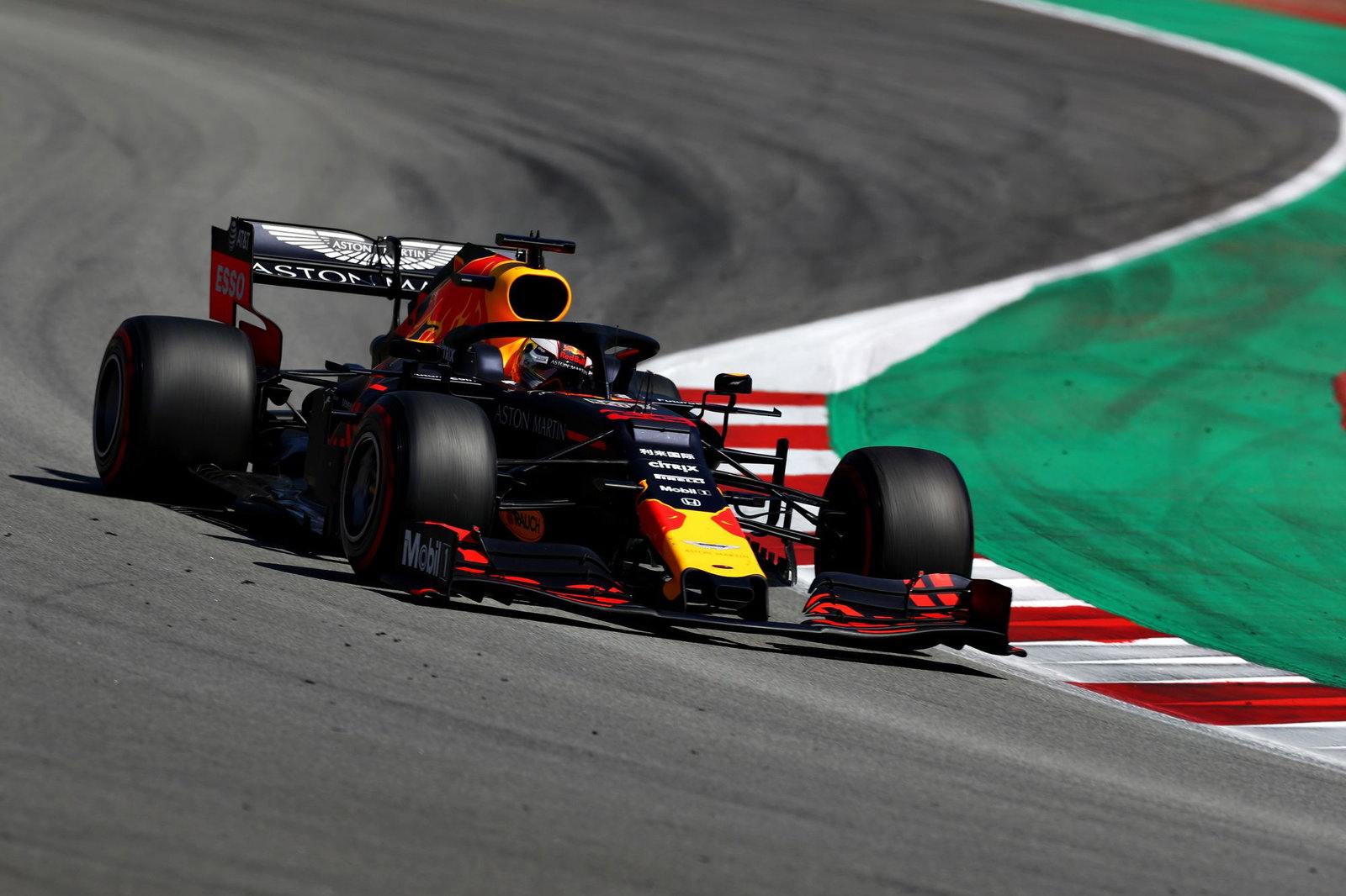 How The 2019 F1 Championship Battle Might Have Looked Without Mercedes