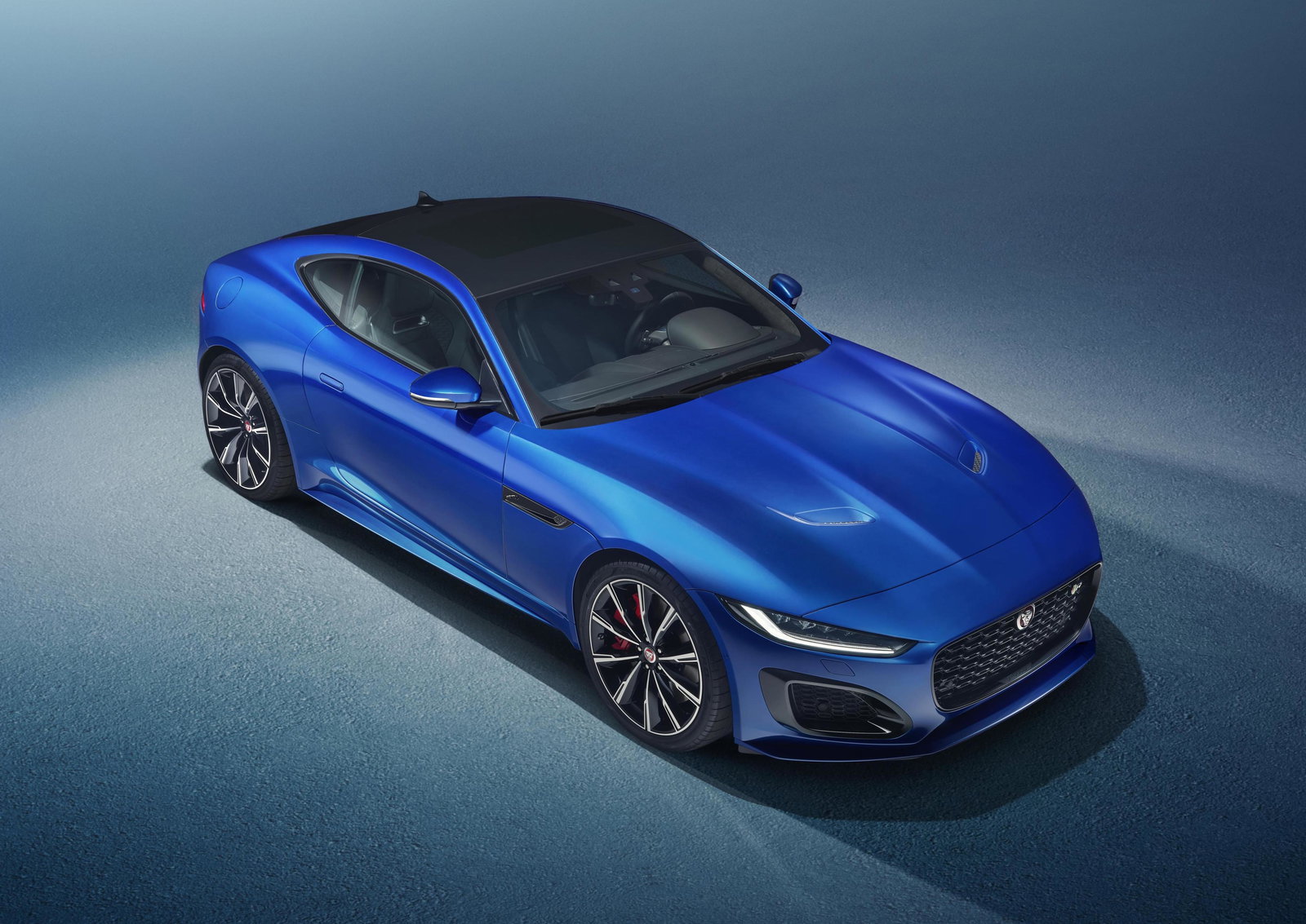 Behold: An Eight-Wheeled Fiat Built In Russia