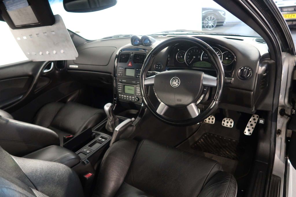 Celebrate Holden’s Finest With An £8000 Vauxhall Monaro