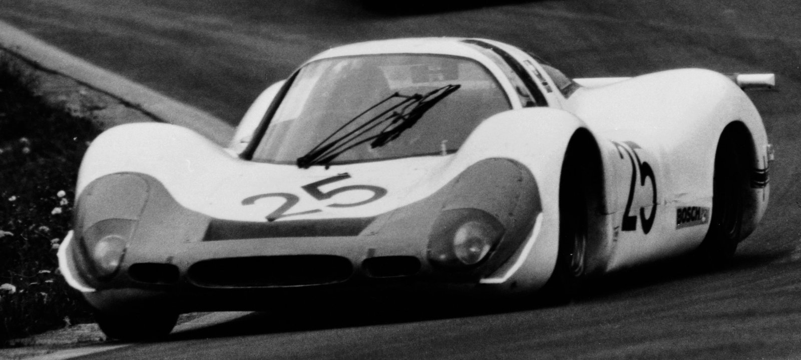 Porsche's new 908 was fast, but rather unreliable.
