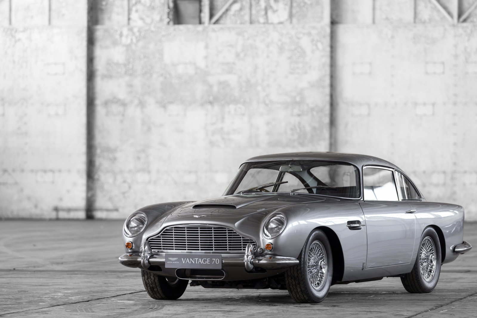Aston Martin Is Celebrating 70 Years Of Vantage With Wallpaper Perfection