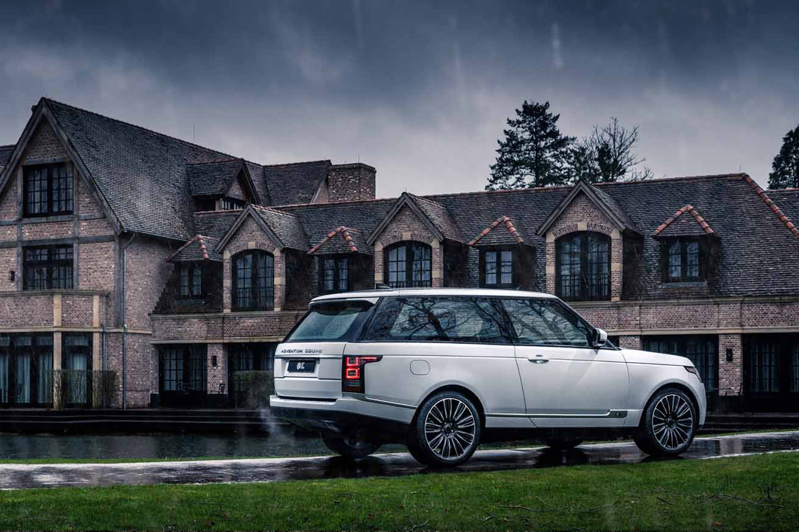 Dutch Coachbuilder To Make The Two-Door Range Rover That JLR Canned
